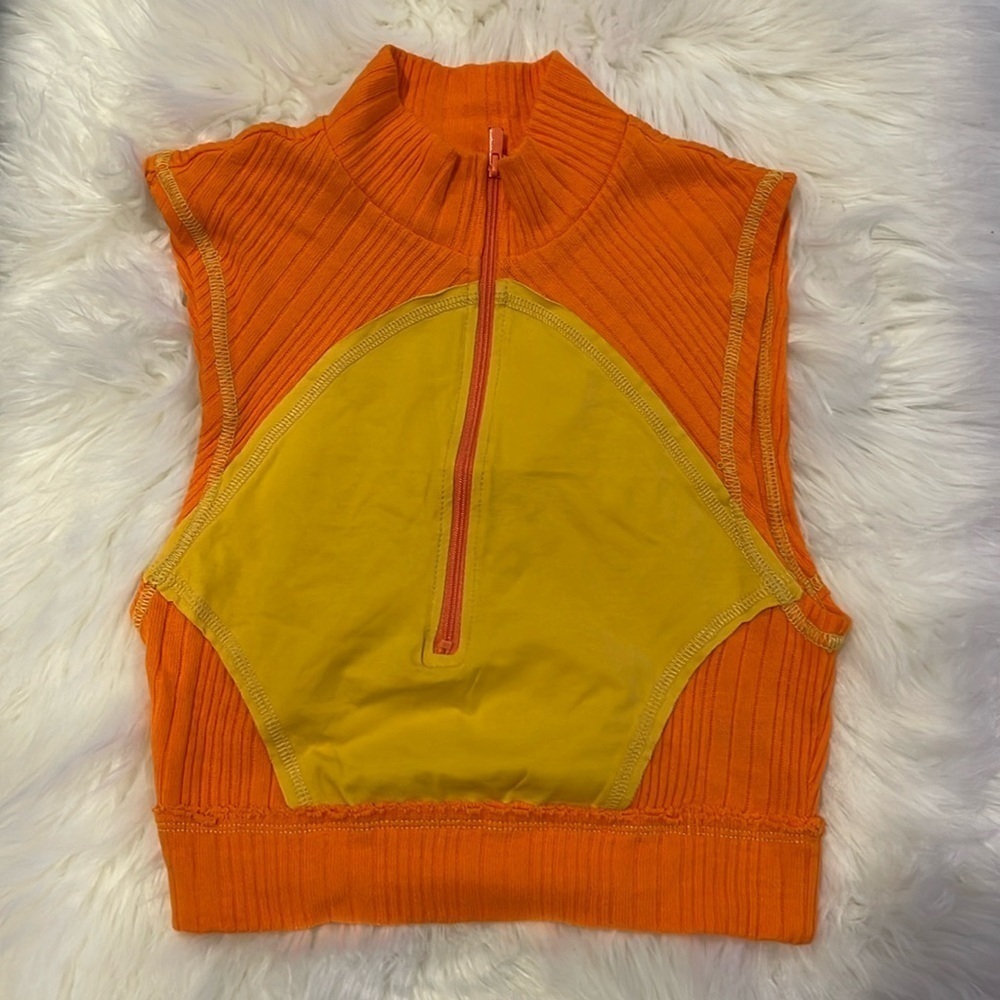 NWOT BDG Crop Top Sleeveless 
3/4 Zip Front Orange Yellow Size M